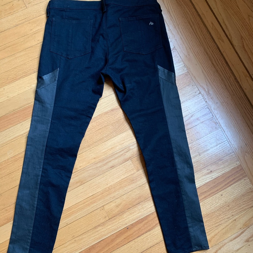 Size 32 Rag &Bone jeggings with leather insert